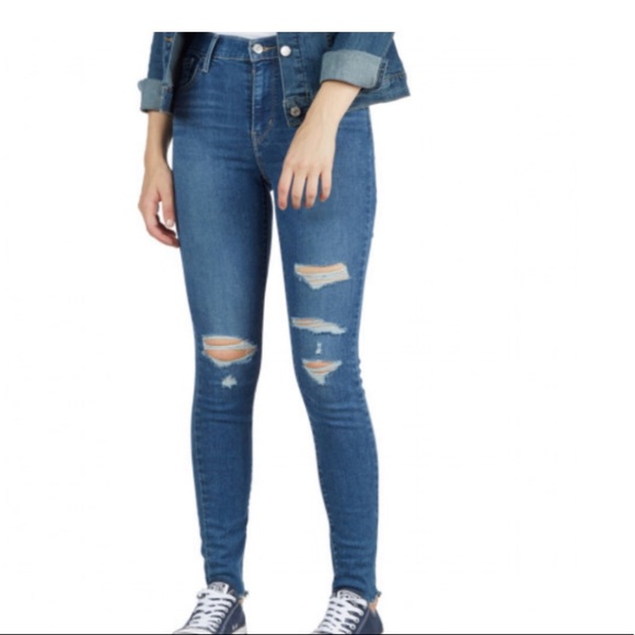 Levi's 720 Distressed High Rise Super Skinny Jeans
